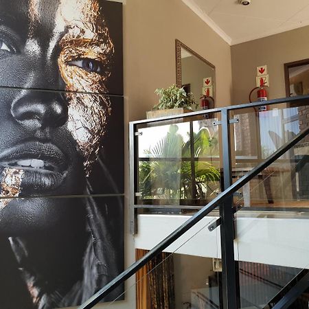 Fa'Trez Guest House & Spa Pretoria-Noord Esterno foto